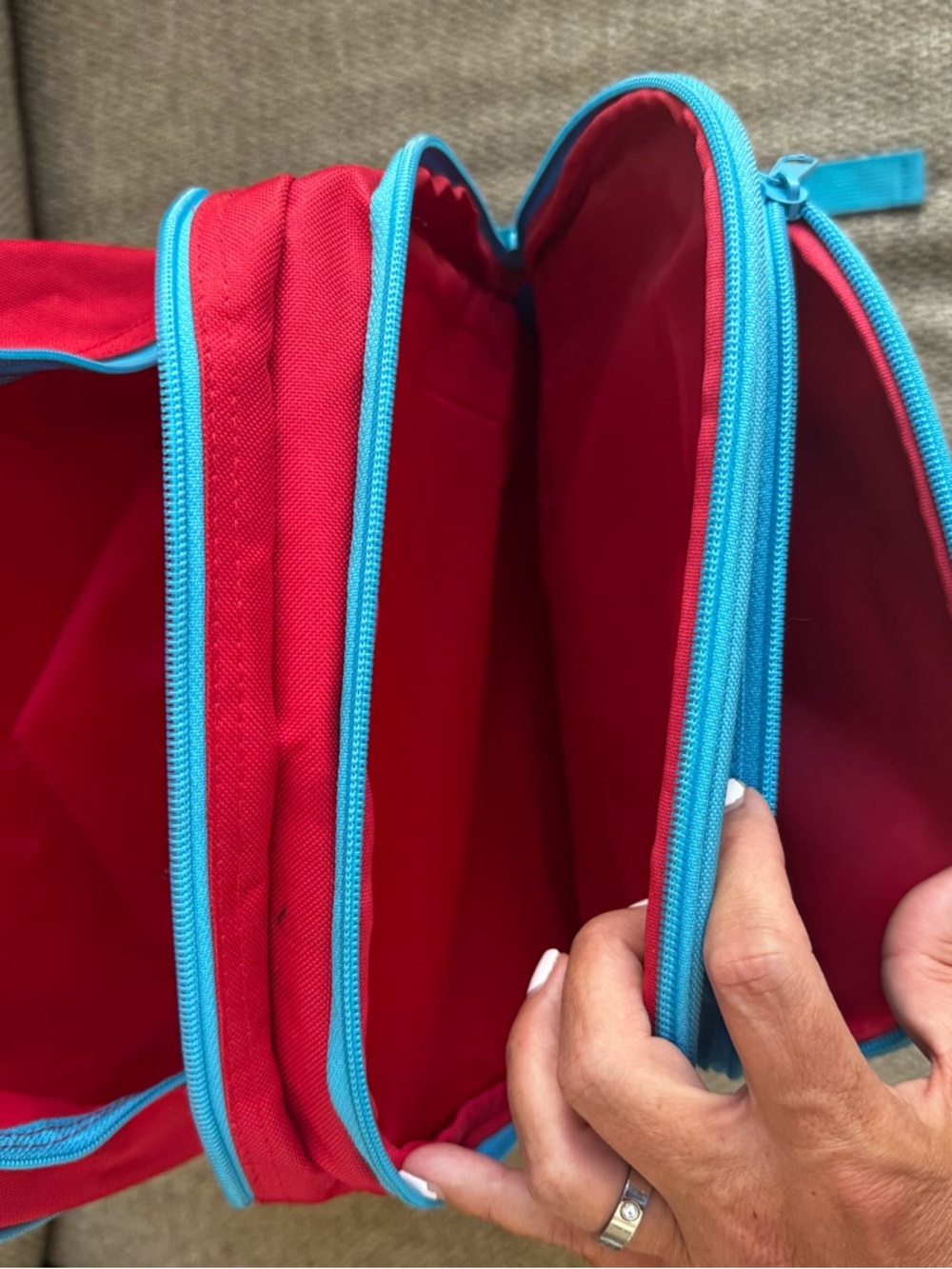 Gaming Backpack - Turquoise & Red Kids Console Design - Picture 2 of 4